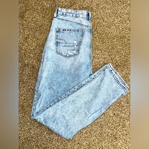 american eagle mom jeans